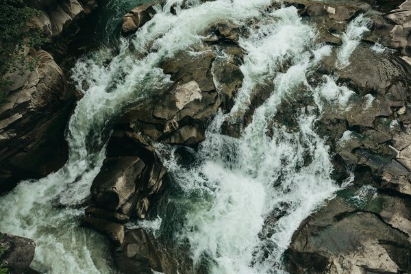 Où apprendre la fabrication de tapis traditionnels en Iran?